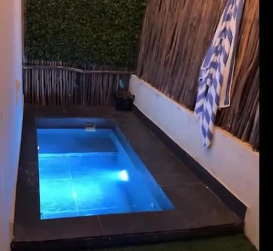 W/plunge Pool & Kitchen Apartment *